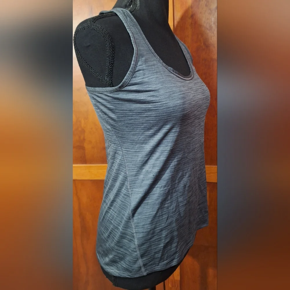 ATHLETA women's dark gray tank top. Size XS - Picture 2 of 6